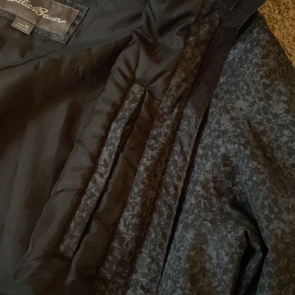 Eddie Bauer Ski Jacket - Picture 4 of 4